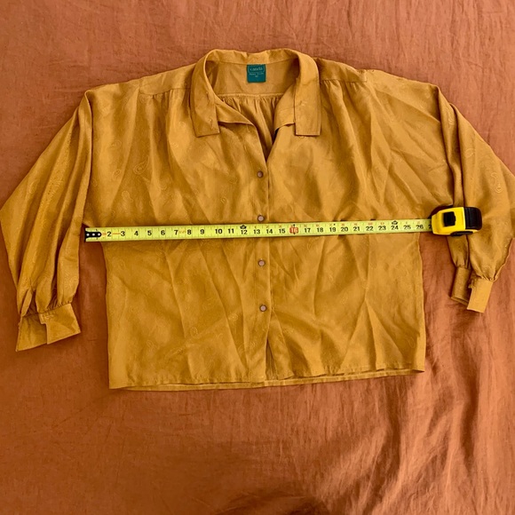 Vintage Reine Seide Gold Button Blouse, Size 42 - Picture 3 of 10